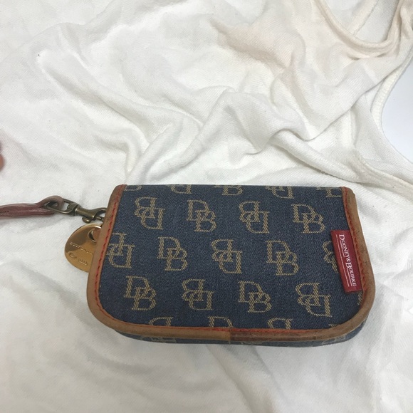 authentic/vintage DOONEY & BURKE wristlet - Picture 2 of 6